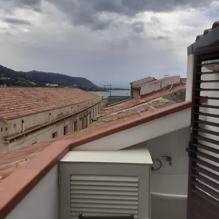 A Casa Dell'artista Appartamento *